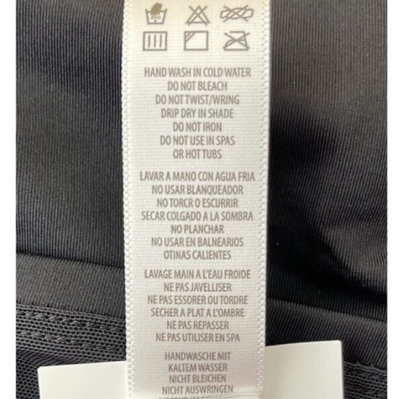 Coco Reef Ultra Soar Swim Skort Misses
High waist Castle Black swimwear,swimsuit - Picture 7 of 11